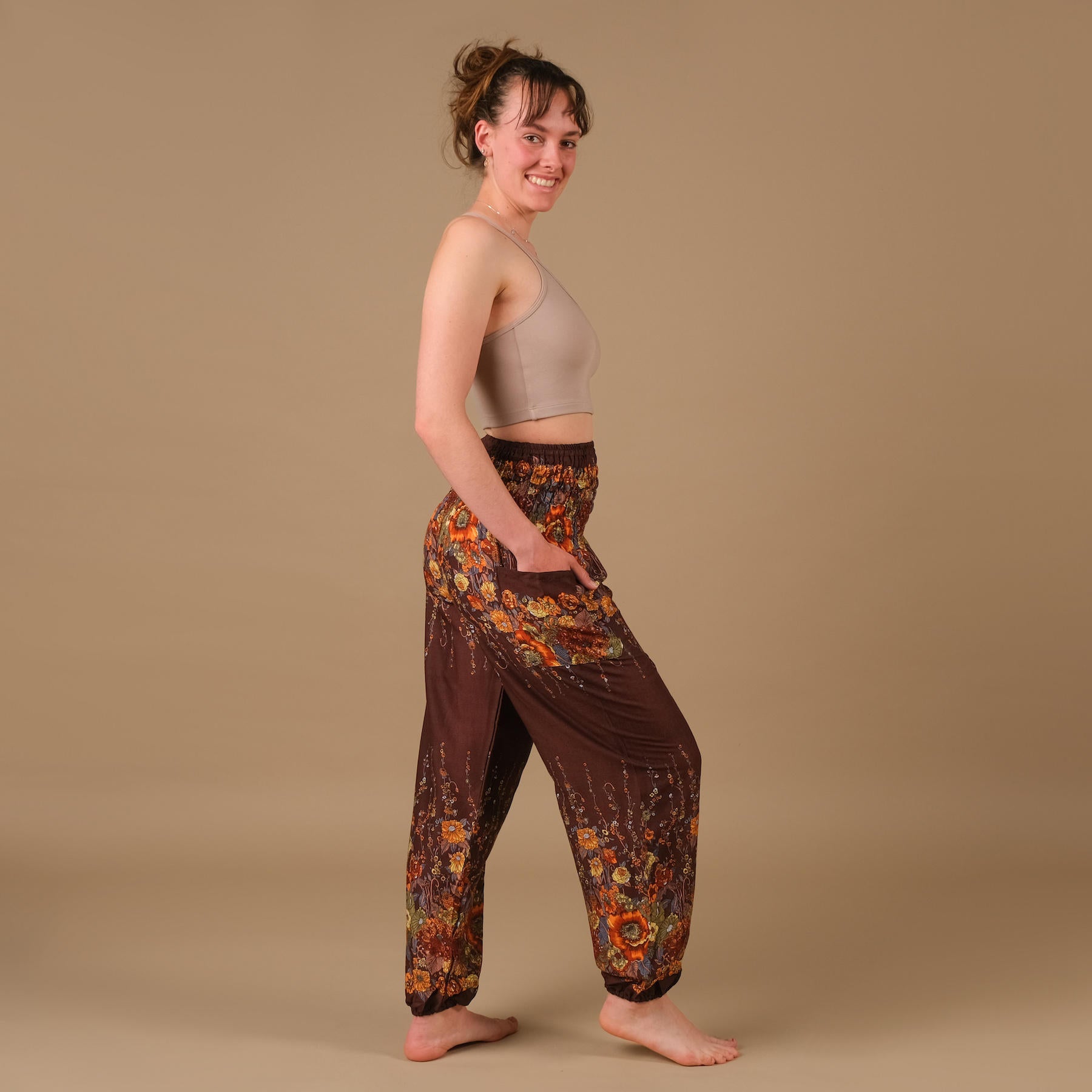 Pantaloni yoga harem marrone fiore