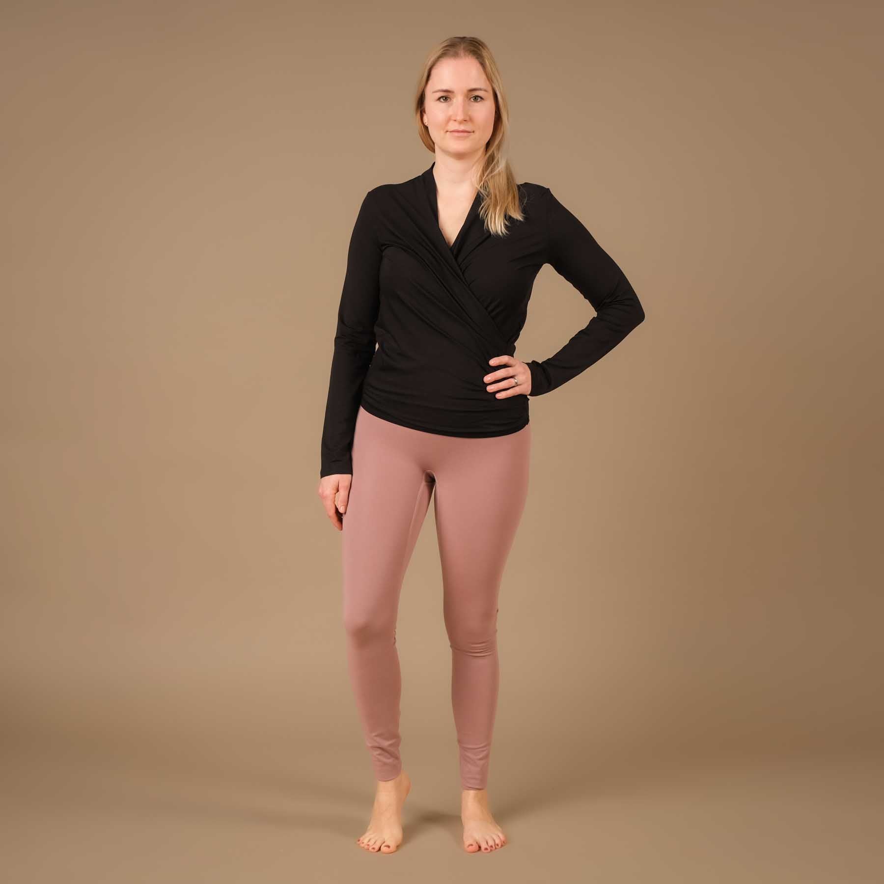 Camicia da yoga a maniche lunghe nera