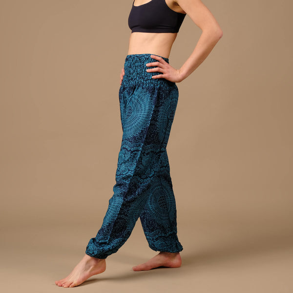 AvaCostume Pantaloni Harem Donna Stile Hippie - Blu, Taglia L (42-44) - 95% Cotone Modal, Vita Elastica, Vestibilità Larga